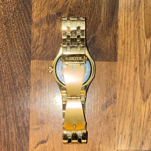 Bundle of 3 watches Nixon, Elgin and Bulova Watches - Picture 6 of 11